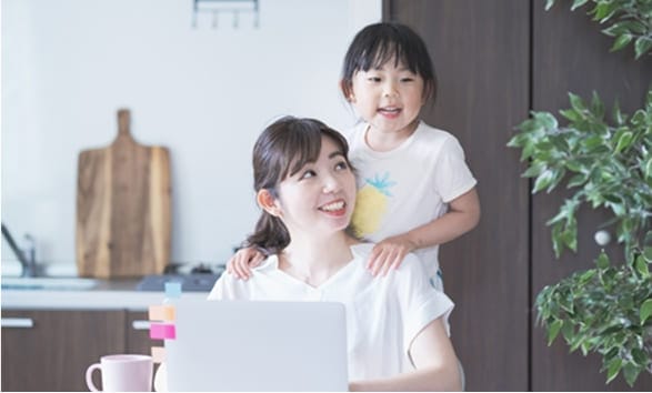 今の仕事を続けながら副収入で子どもに使えるお金を増やしたい方
